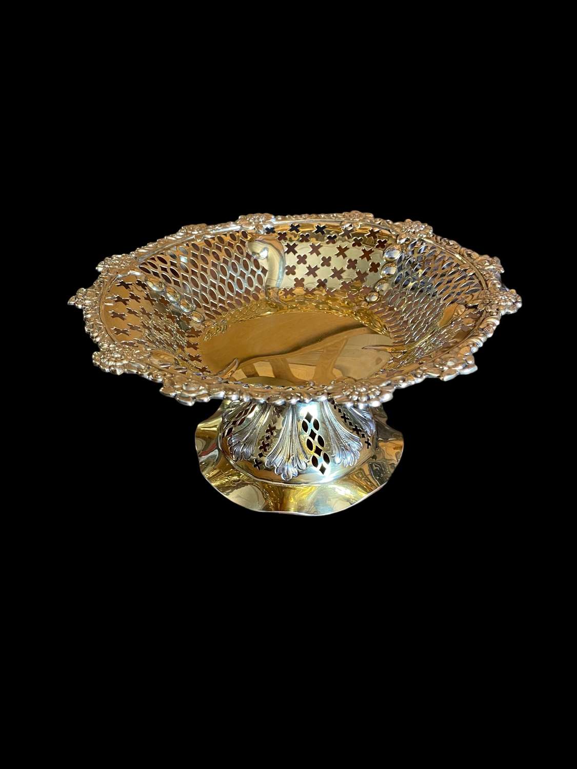 Silver-gilt tazza by Mappin and Webb 1895